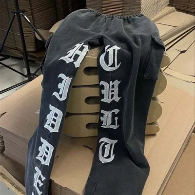 Neformálne teplákové nohavice so sťahovacou šnúrkou